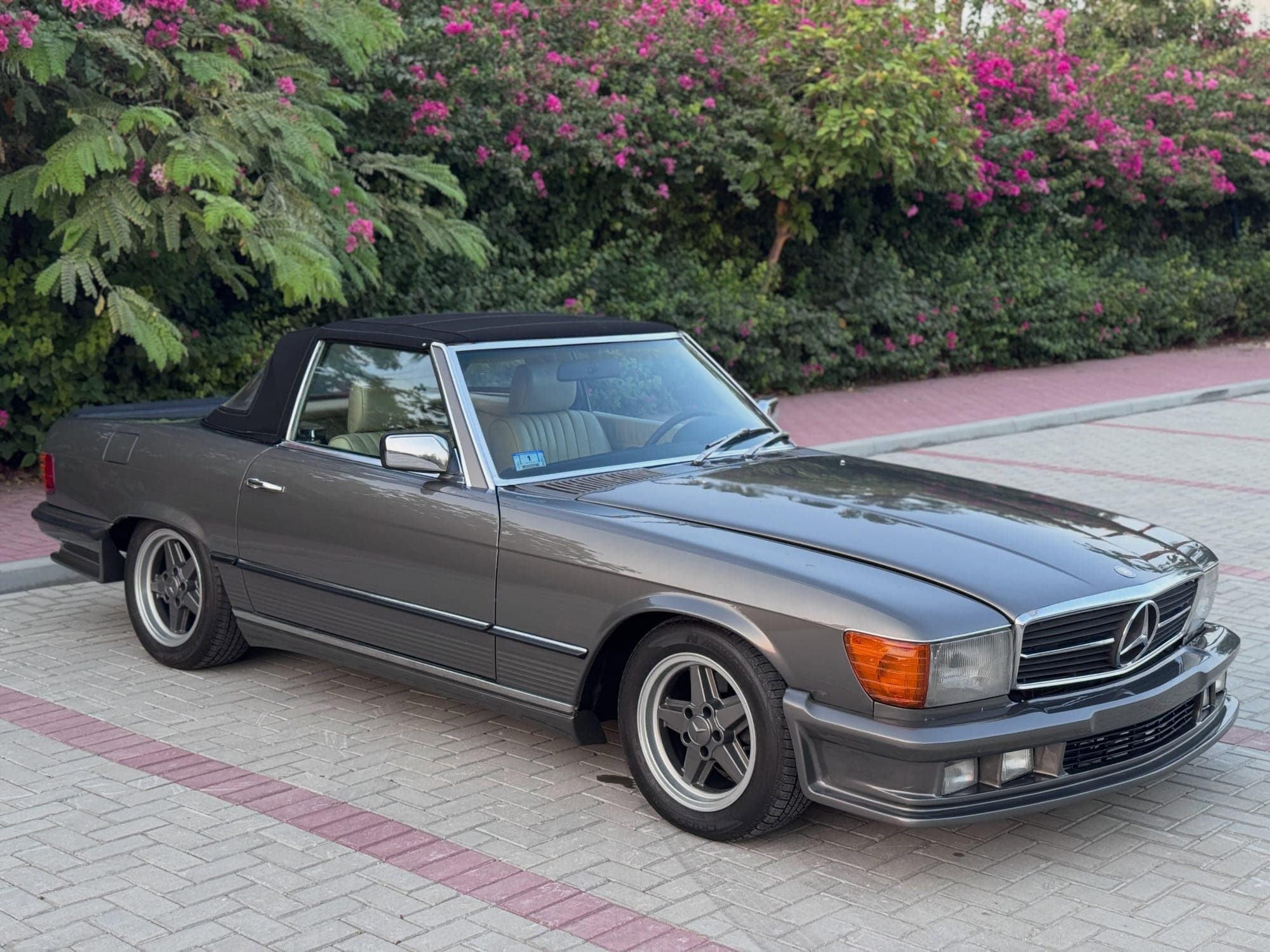 1984 Mercedes-Benz 280SL