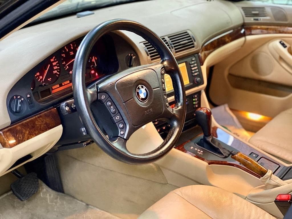 2001 BMW 530i — الصورة 5 من 10