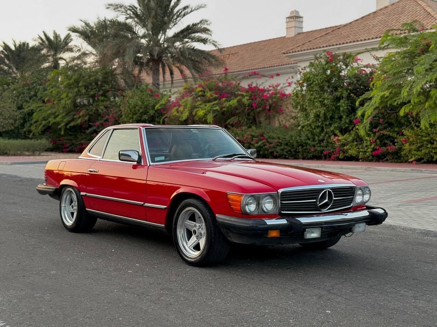 1985 Mercedes-Benz 380SL — الصورة 4 من 10