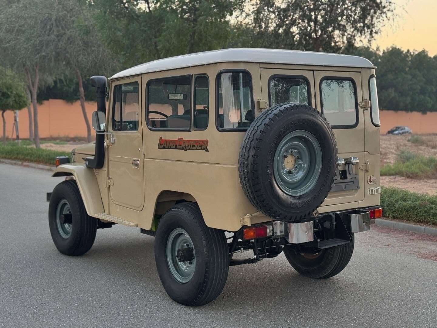 1980 Toyota Land Cruiser FJ40 1FZ engine — Photo 5 of 10