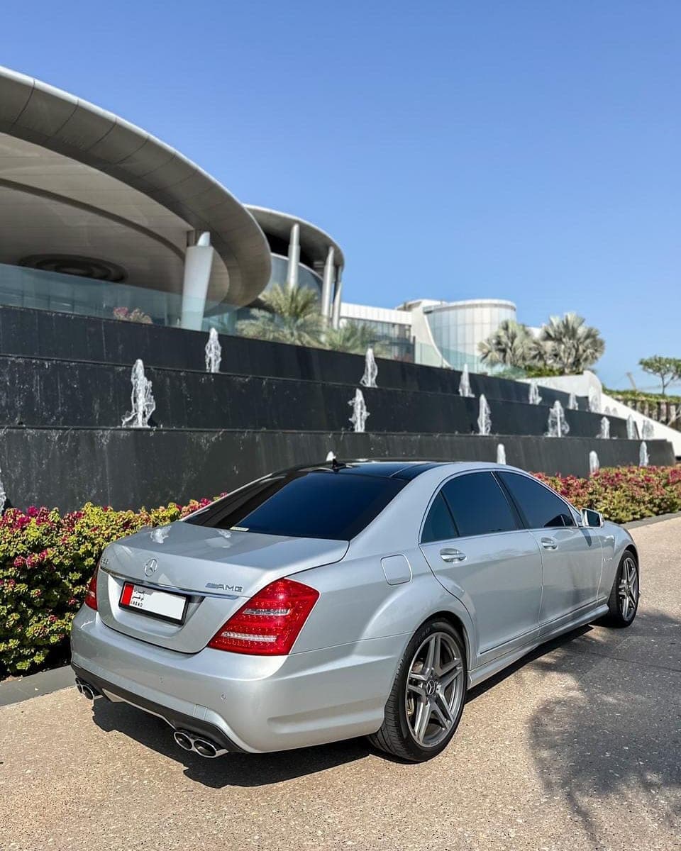 2011 Mercedes-Benz S65 AMG — الصورة 2 من 10