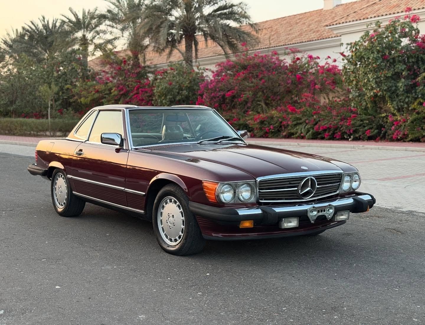 1987 Mercedes-Benz 560SL — الصورة 2 من 14