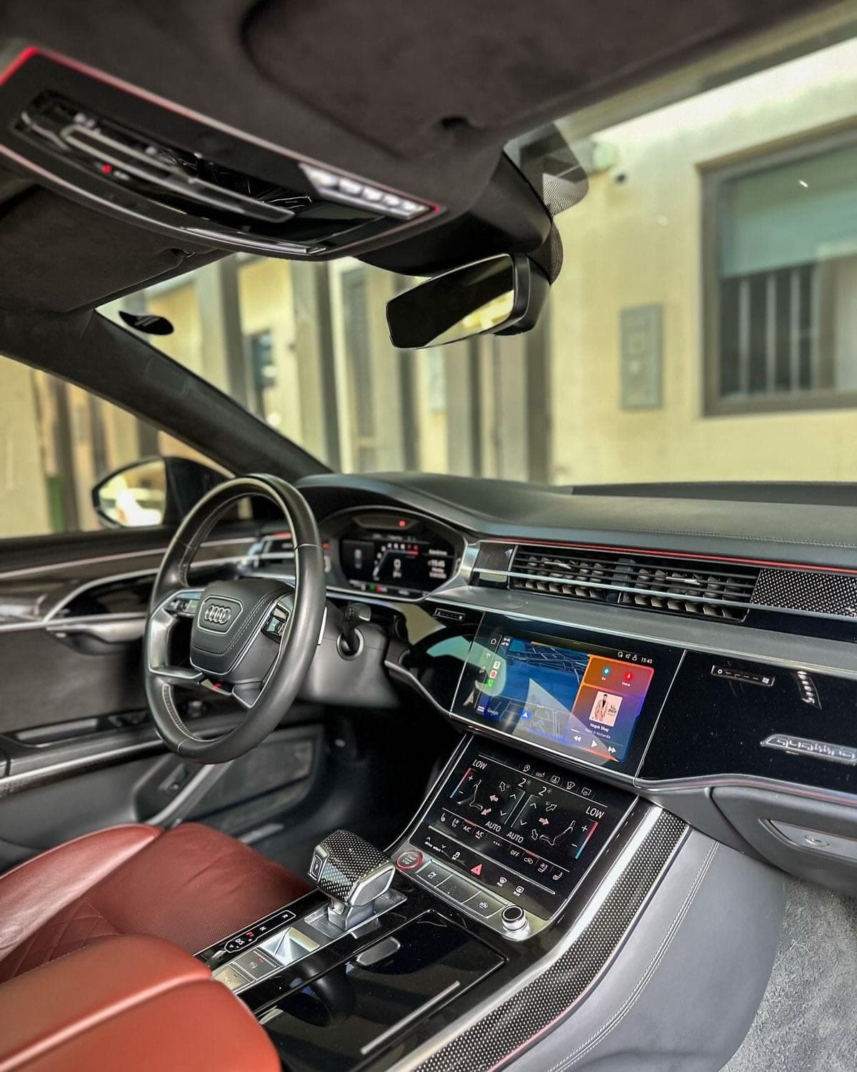 2020 Audi S8 — الصورة 4 من 9