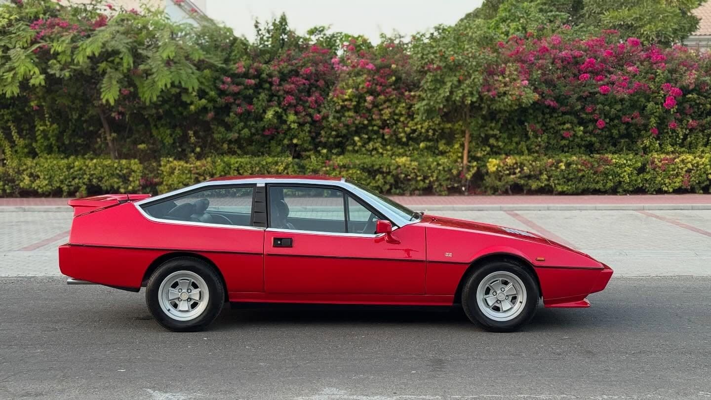 1982 Lotus Eclat — الصورة 4 من 14