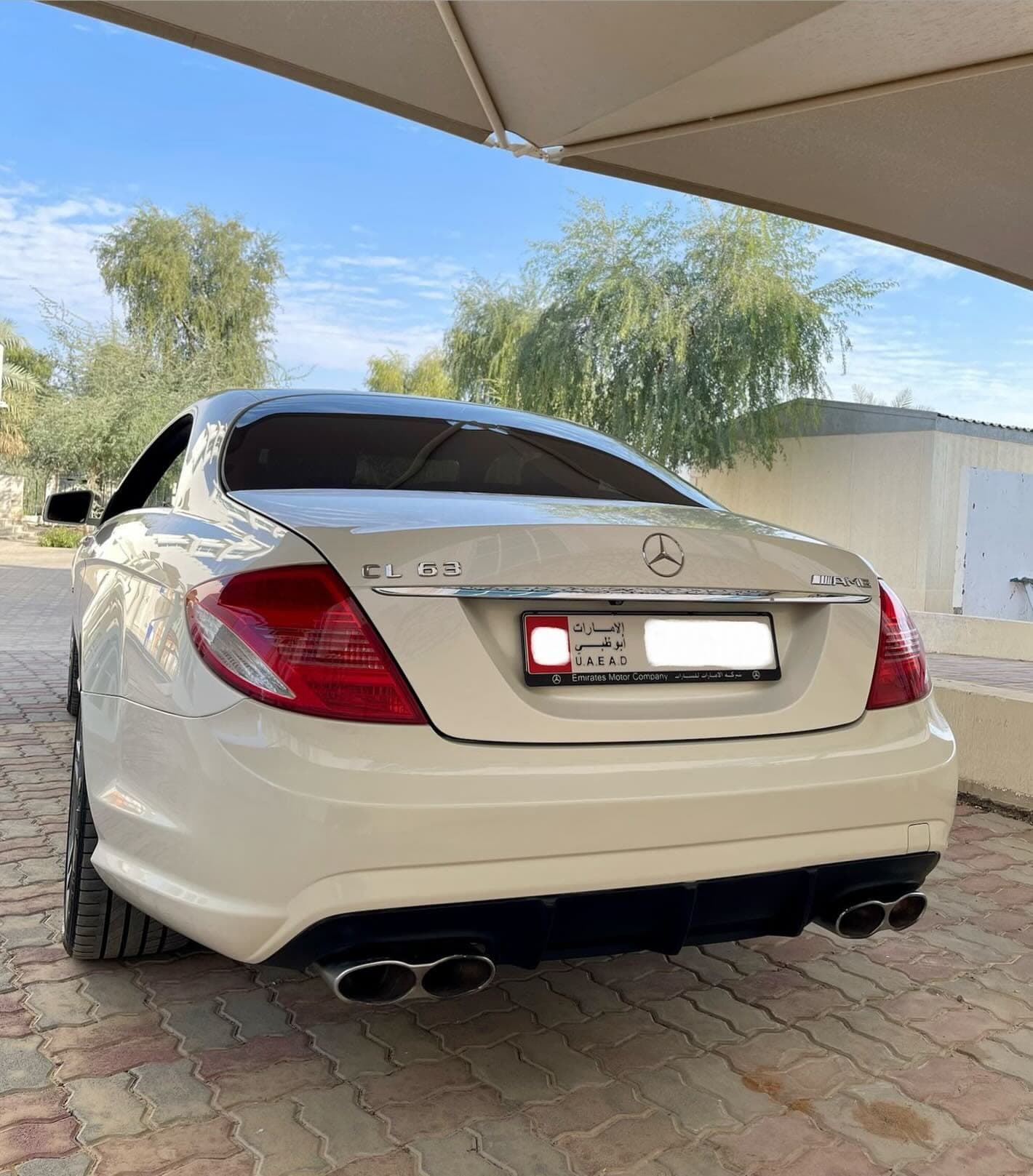 2010 Mercedes-Benz CL500 AMG Designo — الصورة 4 من 16
