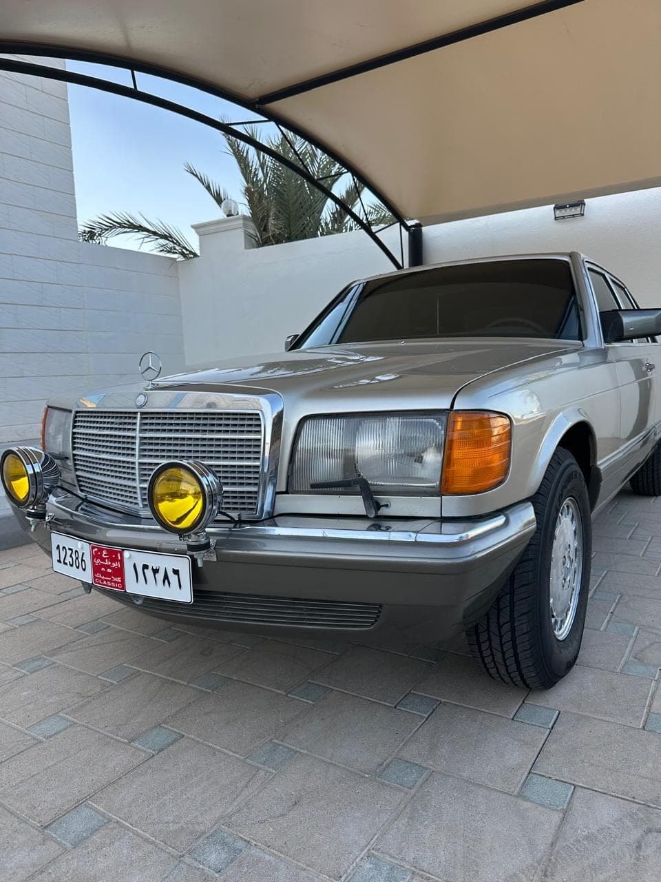 1988 Mercedes-Benz 560SEL