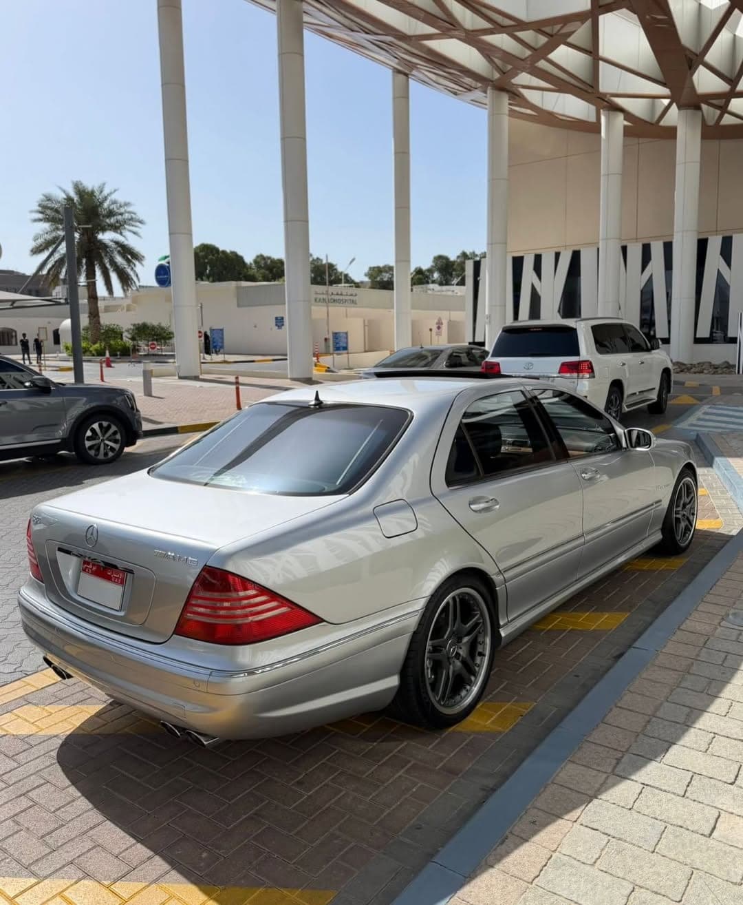 2004 Mercedes-Benz S55 AMG Supercharged V8 — الصورة 5 من 10