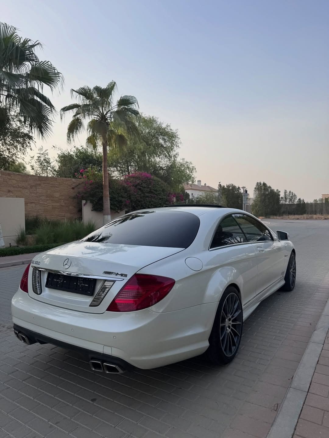 2009 Mercedes-Benz CL500 CL63 AMG body kit — الصورة 4 من 20