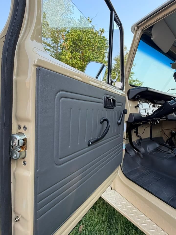 1982 Toyota Land Cruiser — الصورة 9 من 15