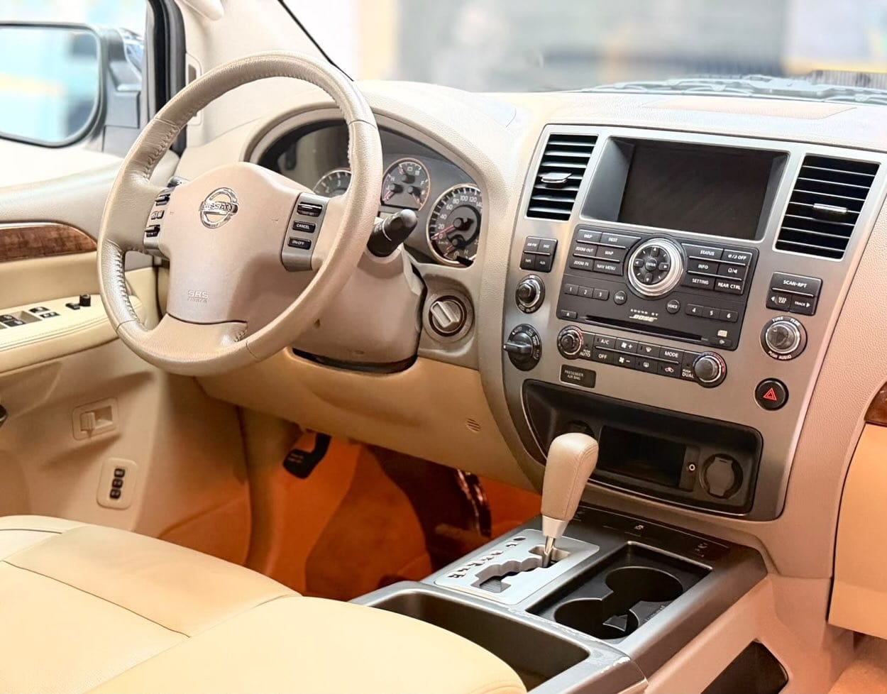2012 Nissan Armada LE — Photo 13 of 15