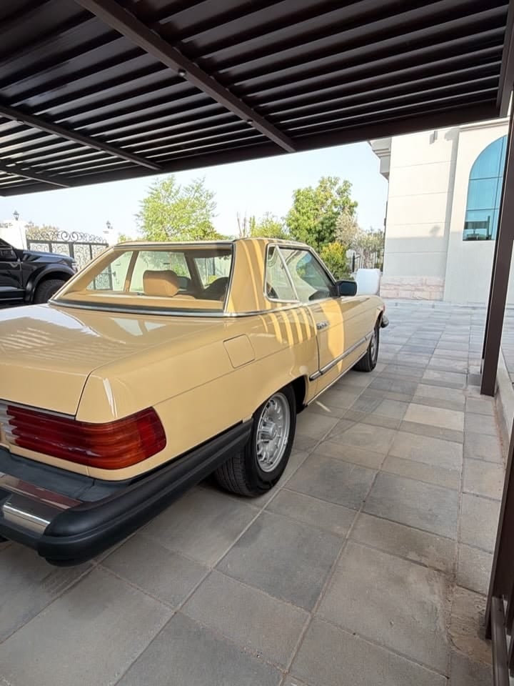 1983 Mercedes-Benz 380SL — الصورة 4 من 9