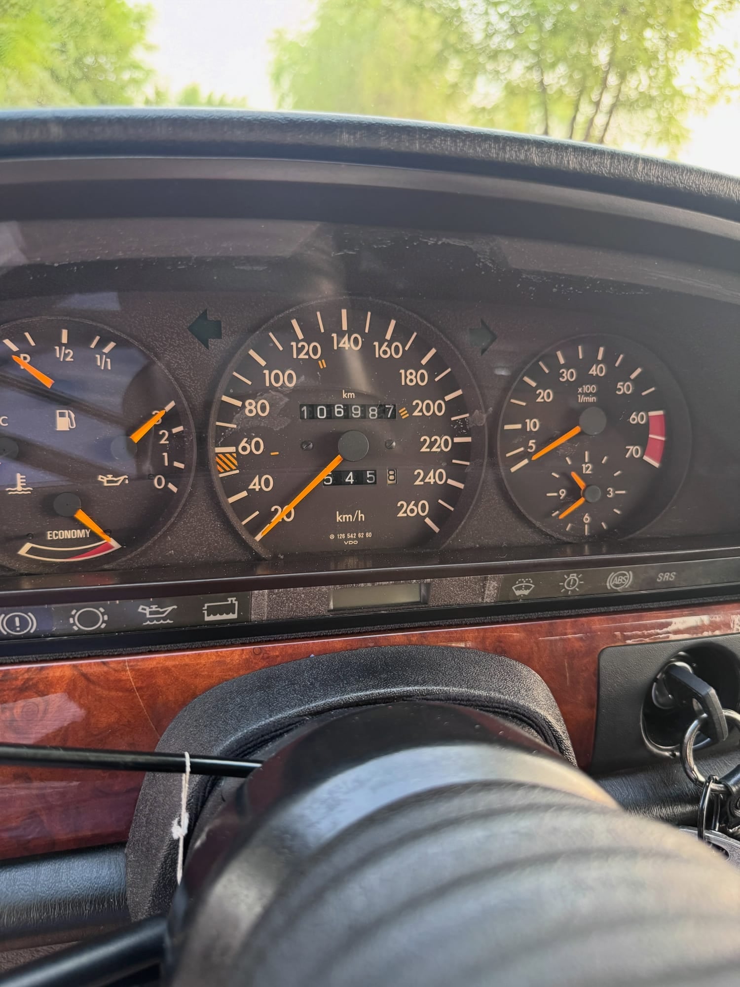 1990 Mercedes-Benz 560SEL — Photo 13 of 15
