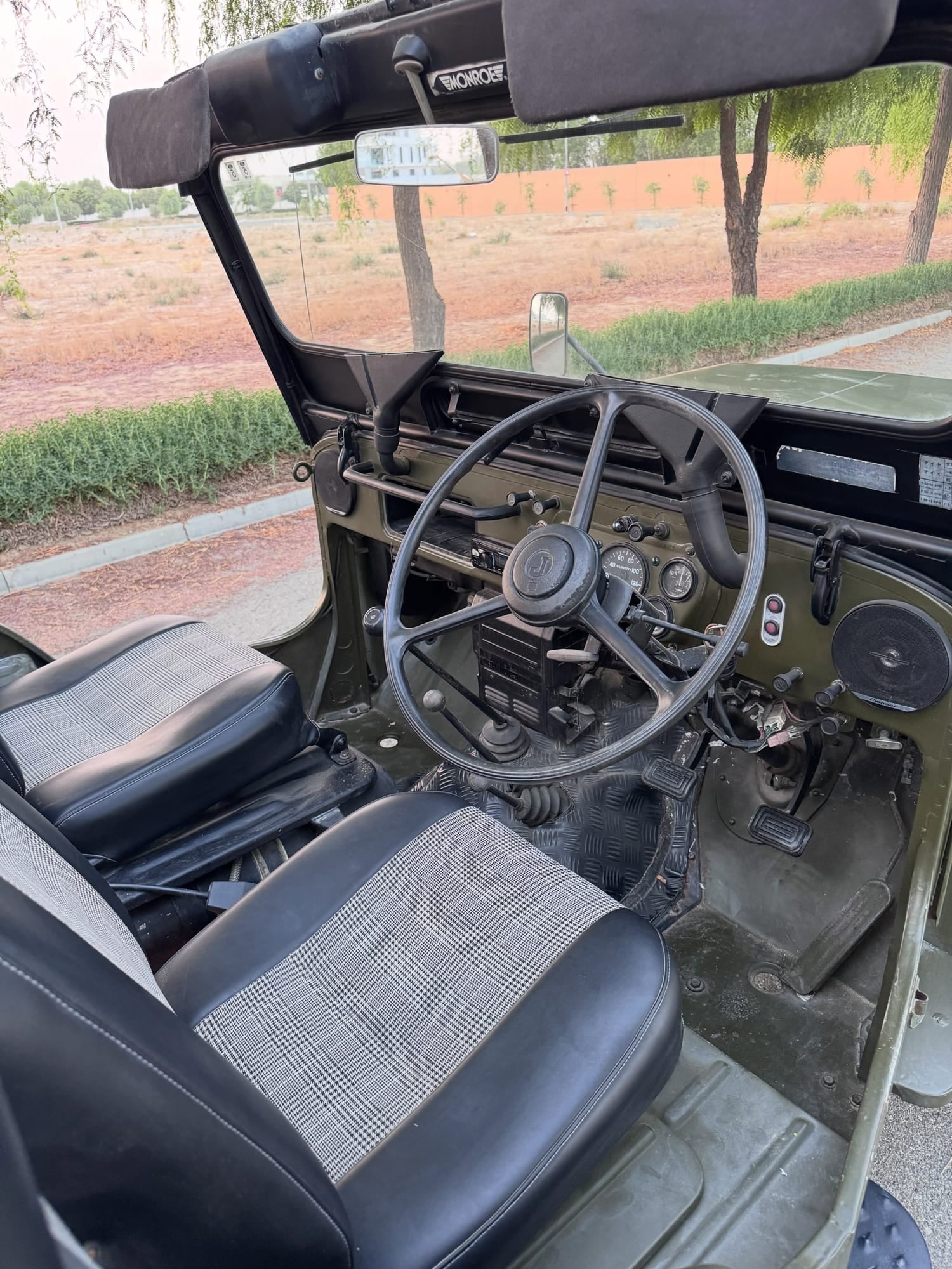 1977 Mitsubishi Jeep J54 — Photo 7 of 14