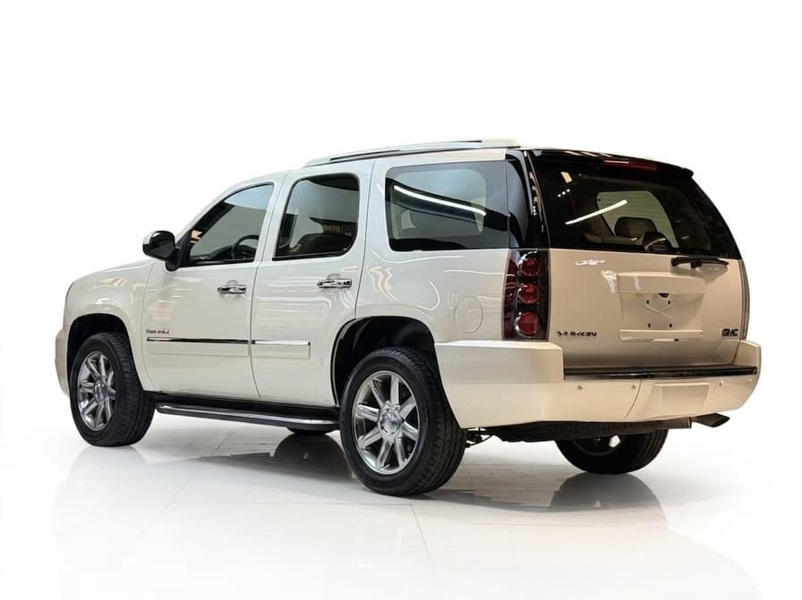 2013 GMC Yukon Denali V8 — الصورة 3 من 15