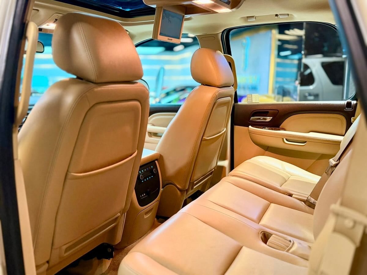 2013 GMC Yukon Denali V8 — الصورة 10 من 15