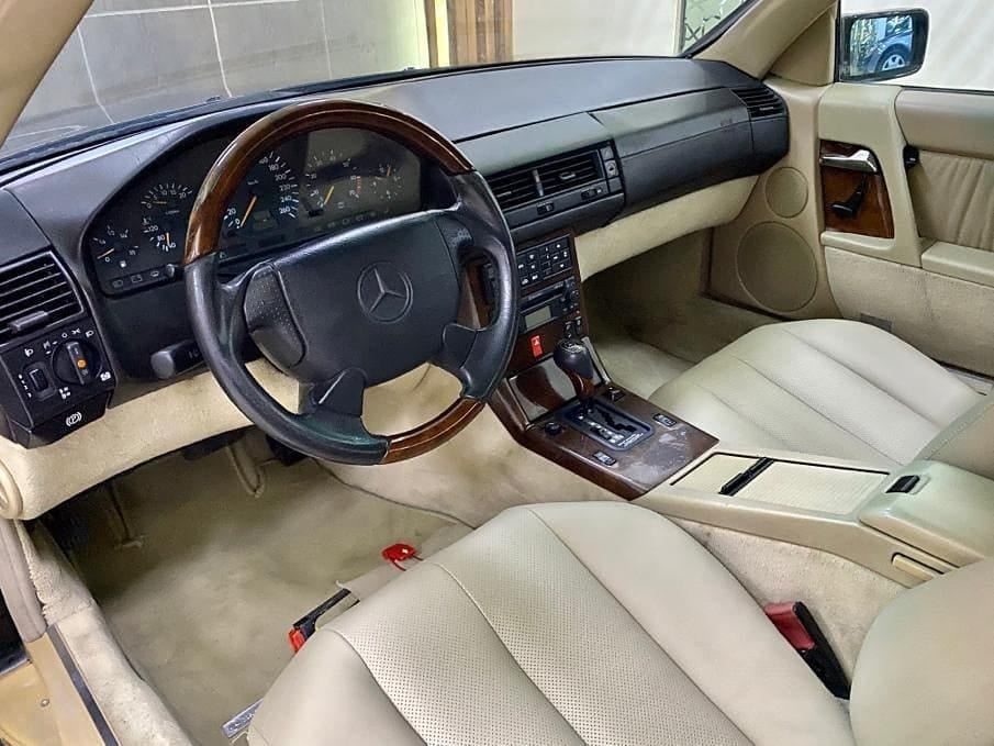1994 Mercedes-Benz SL500 — Photo 7 of 9