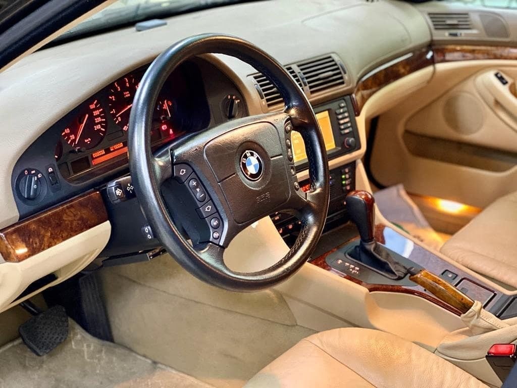 2001 BMW 530i — الصورة 5 من 10