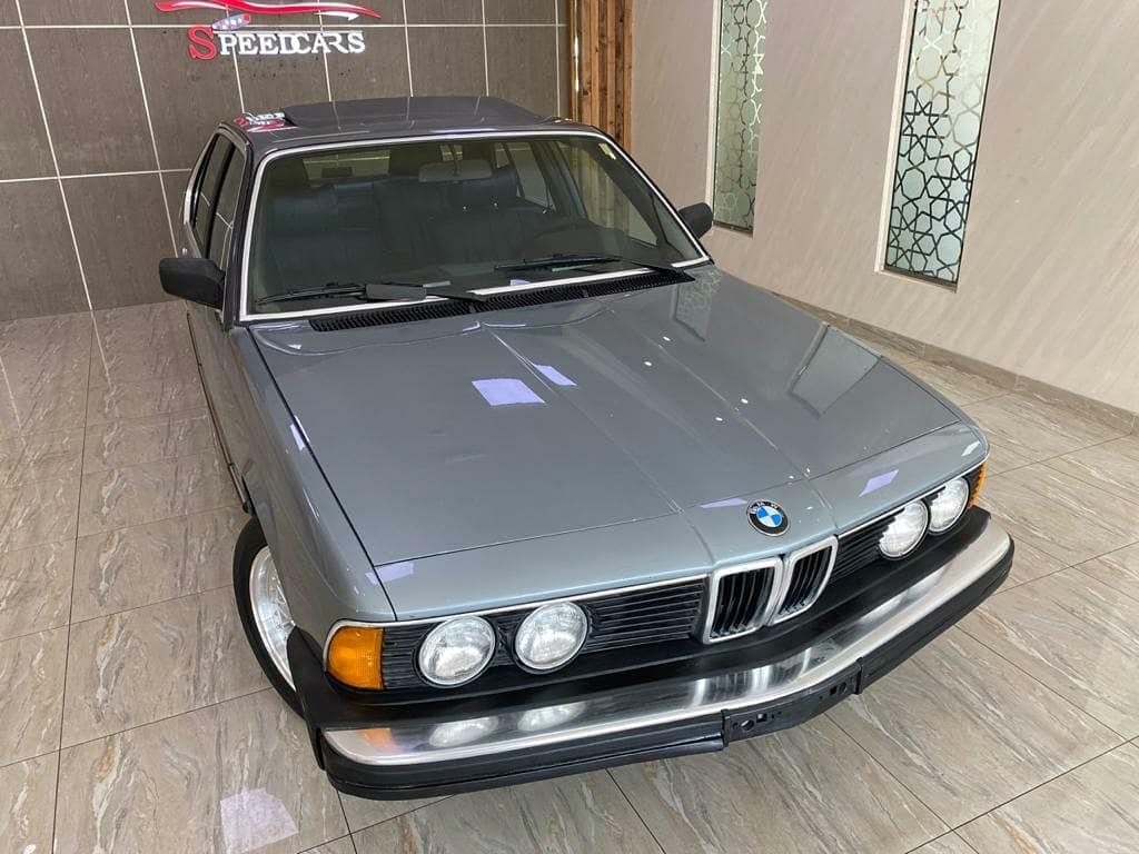 1986 BMW 735i — الصورة 2 من 10