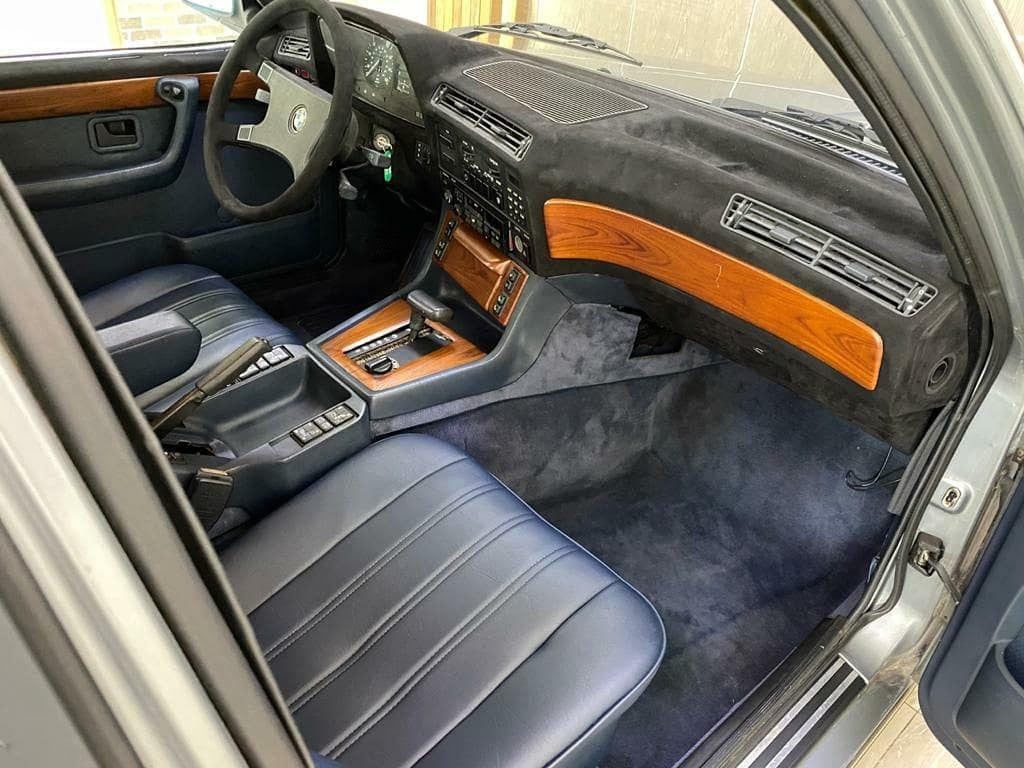 1986 BMW 735i — الصورة 7 من 10