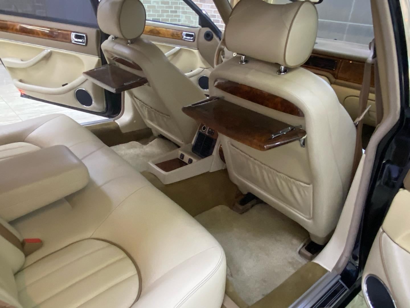 1997 Jaguar XJ — Photo 7 of 9
