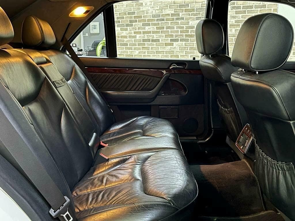 1997 Mercedes-Benz S500L — Photo 9 of 10