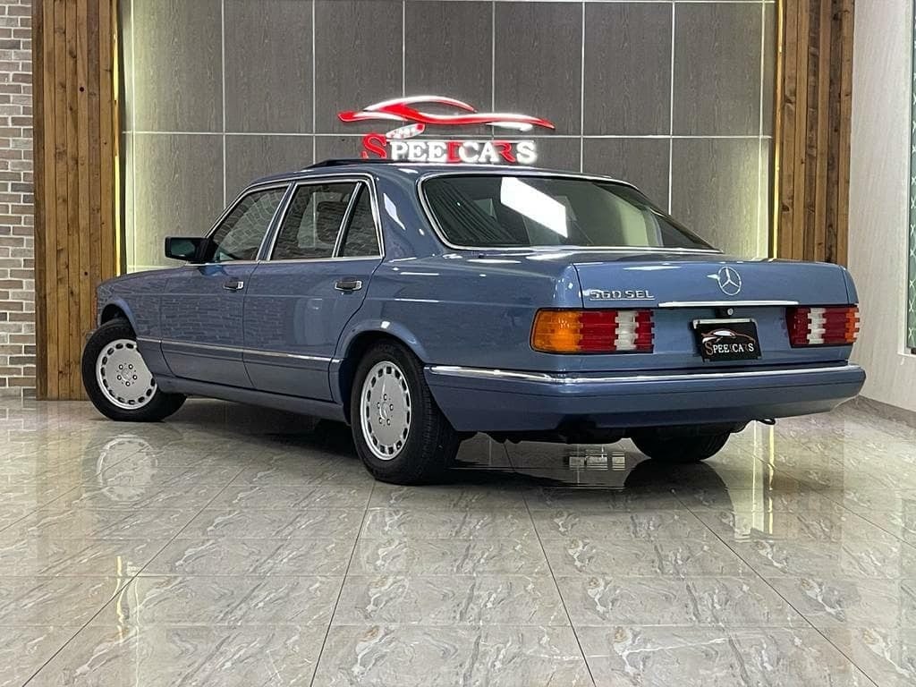 1991 Mercedes-Benz 560SEL — الصورة 5 من 10