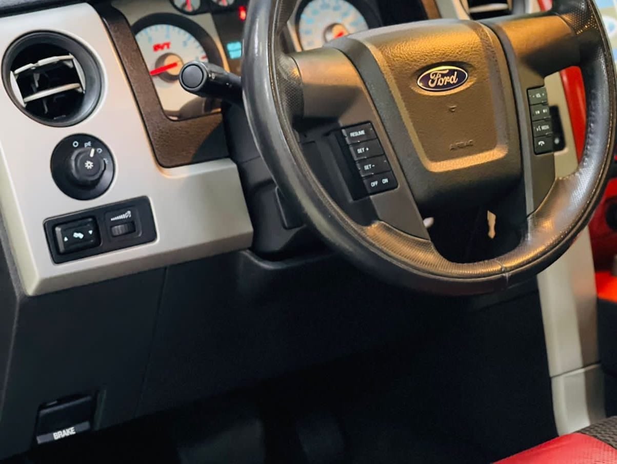 2010 Ford F-150 Raptor 6.2L — الصورة 6 من 10