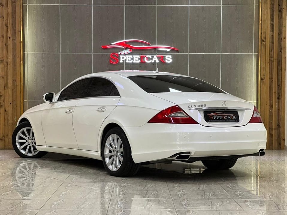 2009 Mercedes-Benz CLS350 — الصورة 3 من 10