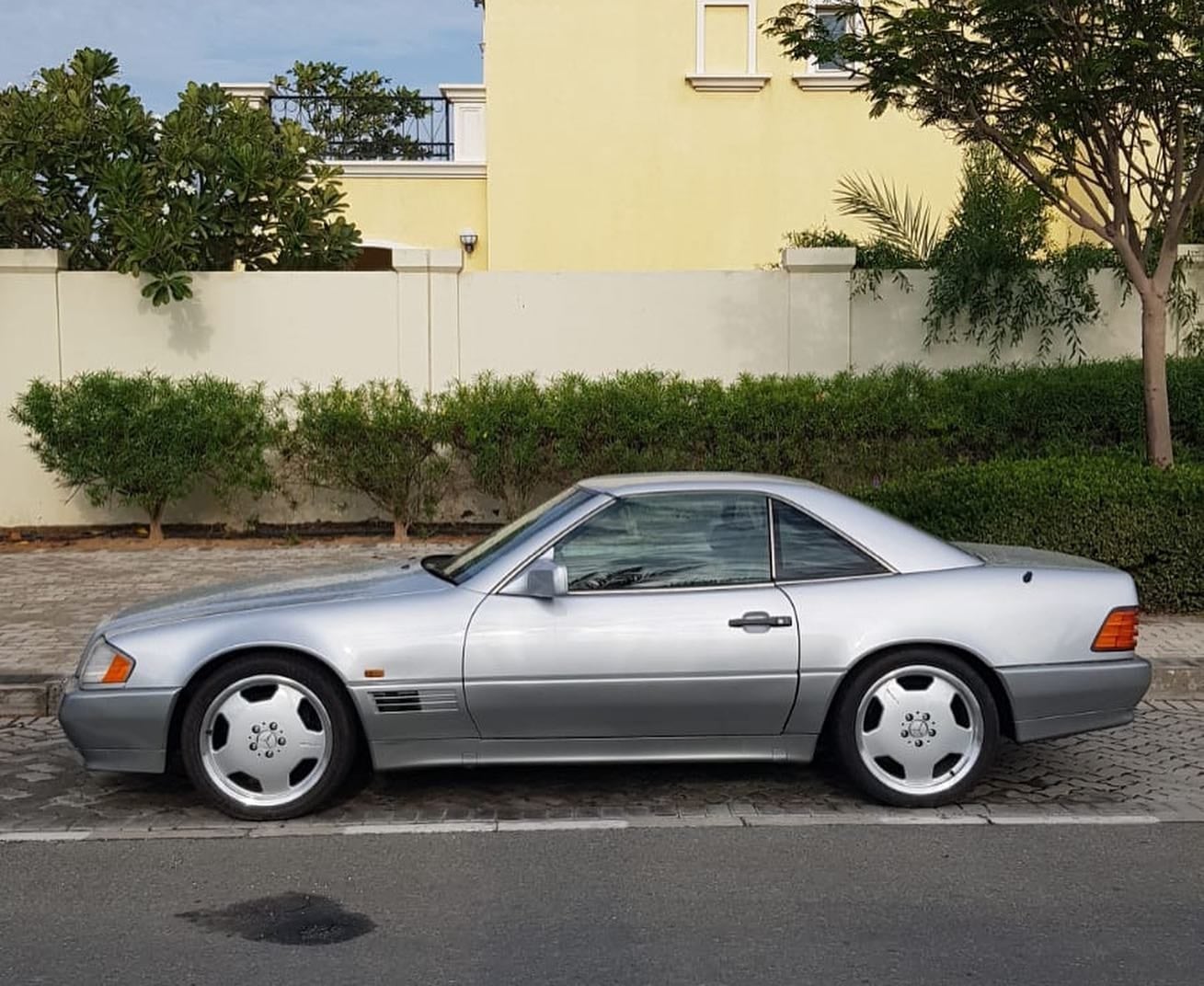 1994 Mercedes-Benz SL500 — الصورة 4 من 10
