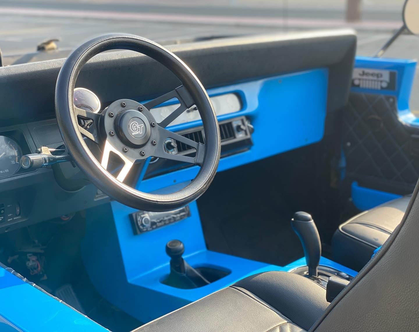 1991 Jeep Wrangler Custom V8 5.3 — الصورة 7 من 9