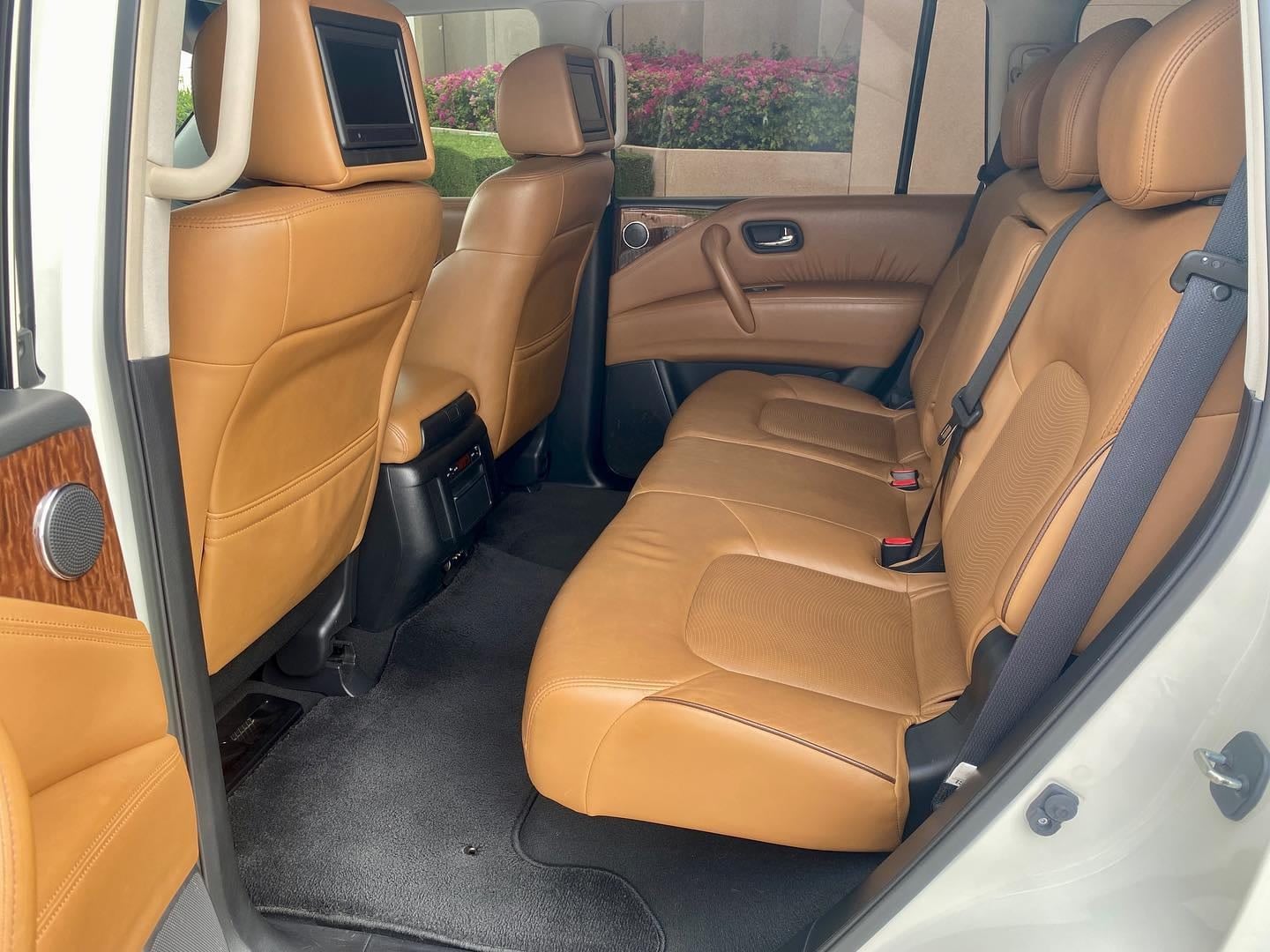 2016 Nissan Patrol Platinum — الصورة 9 من 10