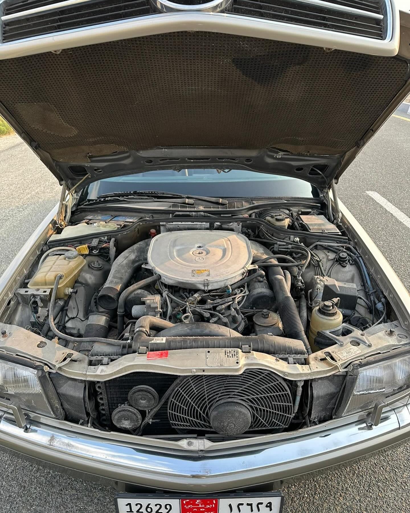1986 Mercedes-Benz 560SEC — الصورة 6 من 7