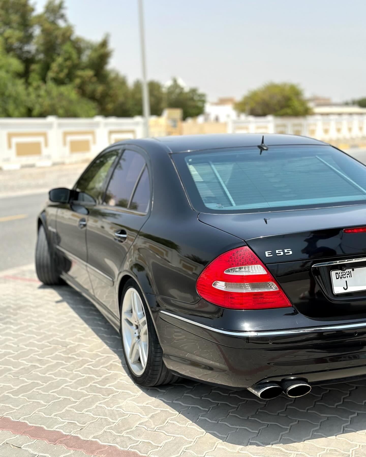 2004 Mercedes-Benz E55 AMG — الصورة 5 من 10