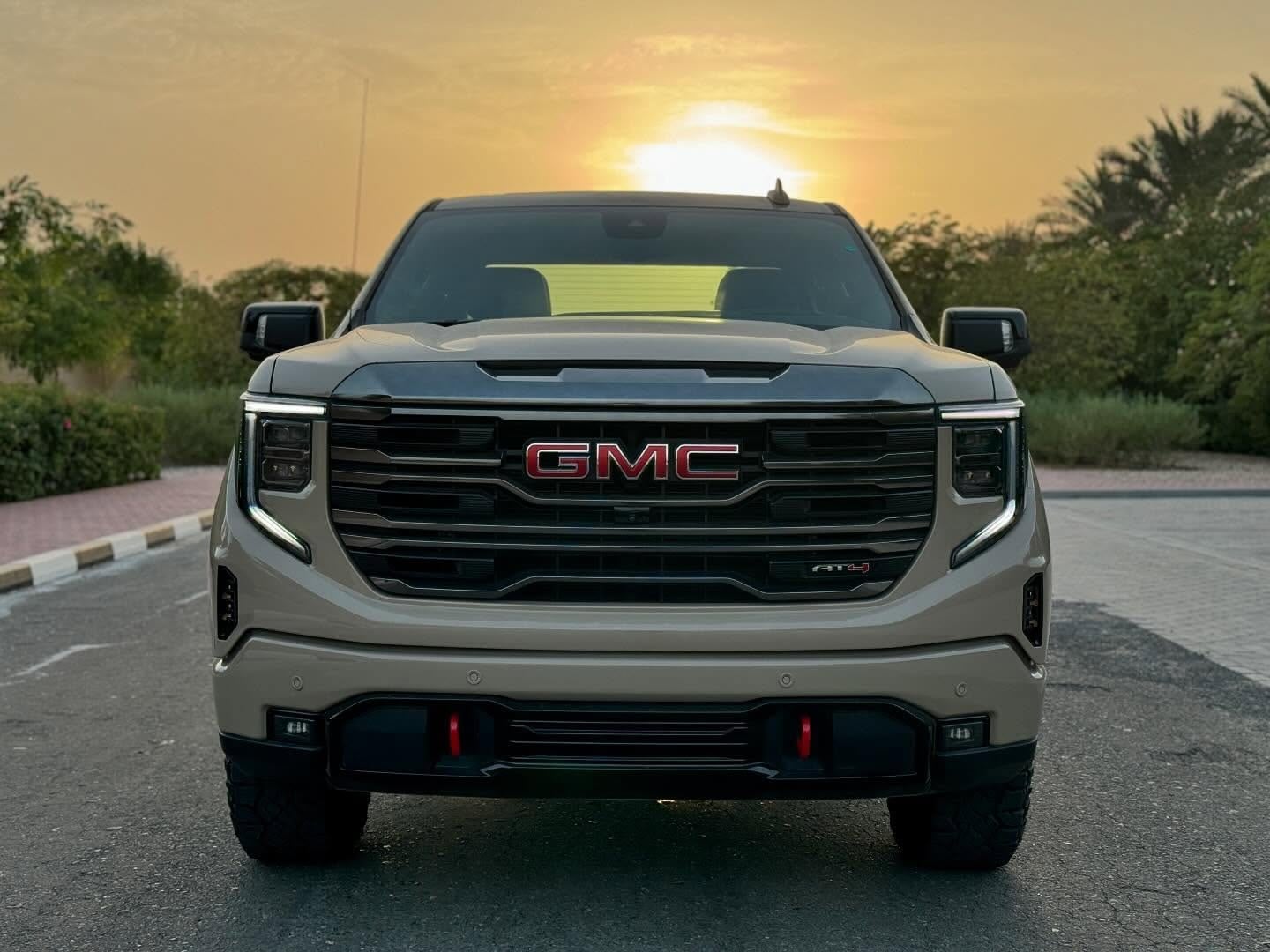 2023 GMC Sierra AT4 5.3 — الصورة 3 من 10