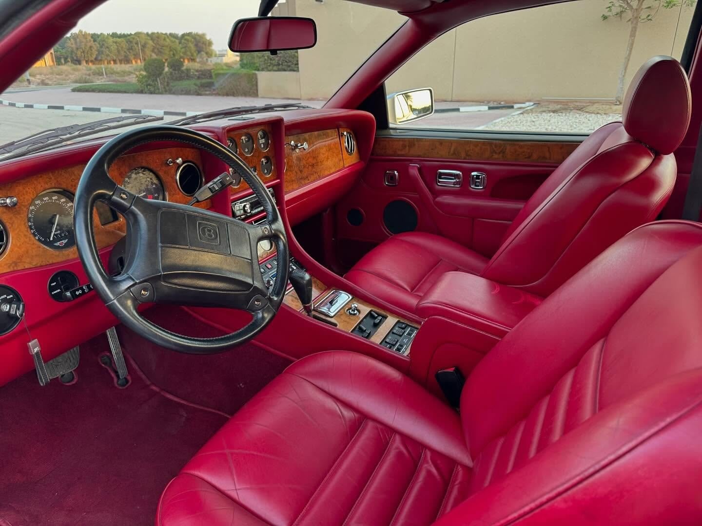 1991 Bentley Continental Turbo — الصورة 6 من 8