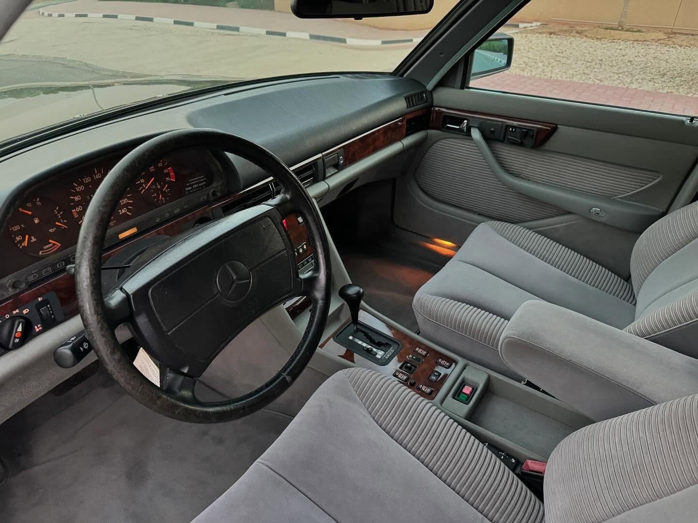 1991 Mercedes-Benz 500SEL Armored — الصورة 6 من 10