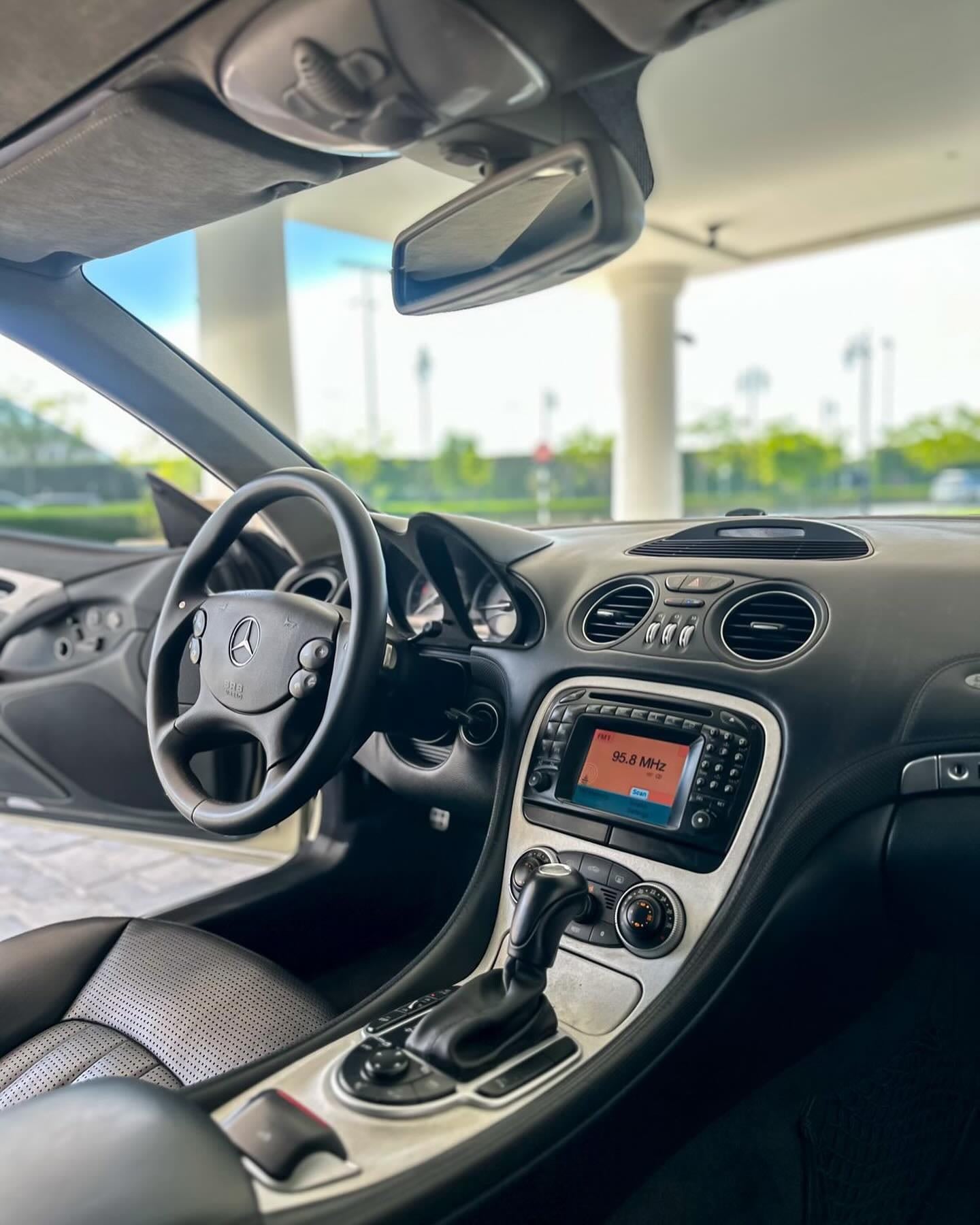 2004 Mercedes-Benz SL55 AMG P30 Performance Package — الصورة 7 من 10