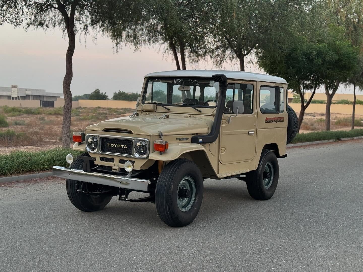 1980 Toyota Land Cruiser FJ40 1FZ engine