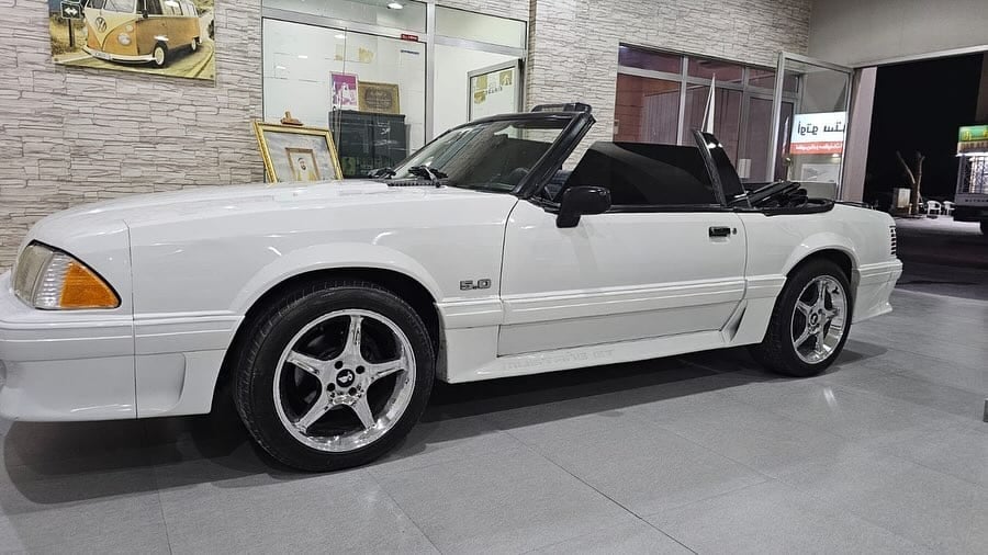 1991 Ford Mustang 5.0 — الصورة 2 من 6