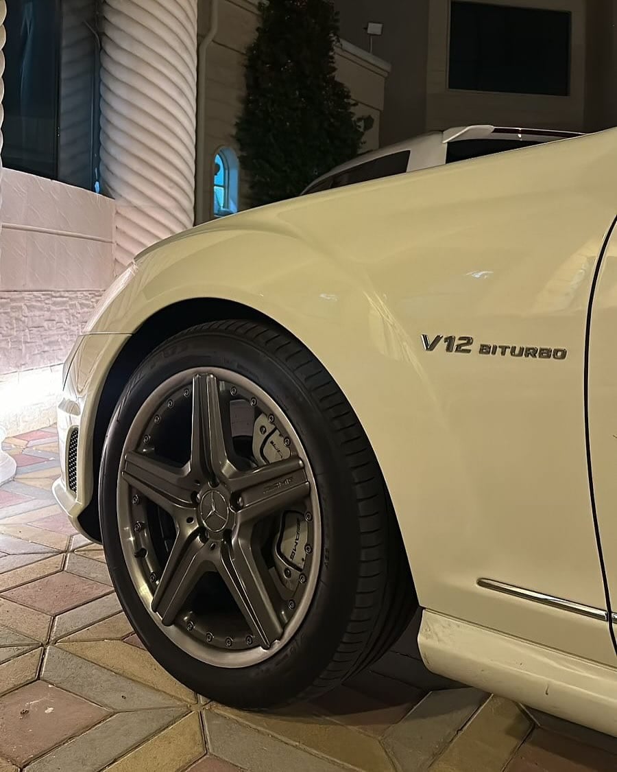 2009 Mercedes-Benz S65 AMG V12 — الصورة 3 من 10