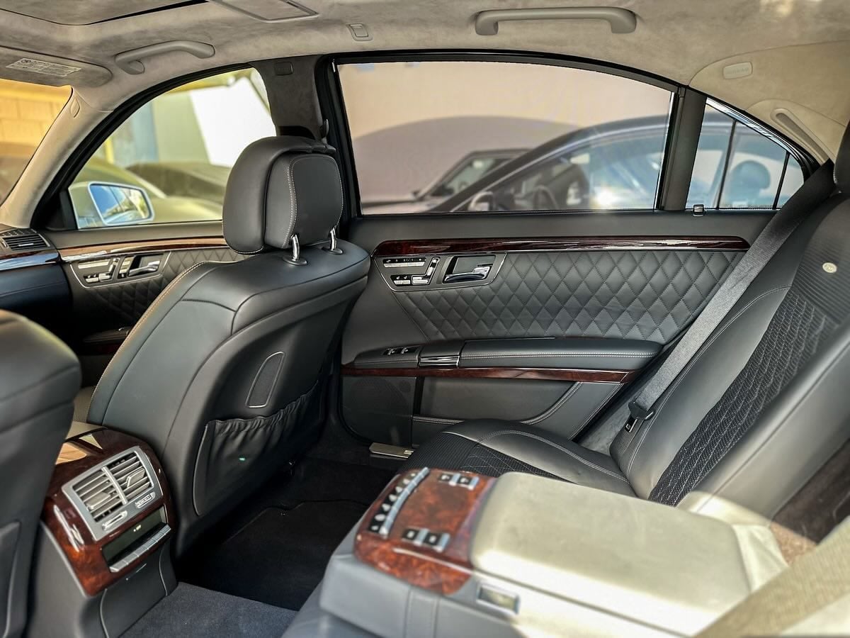 2011 Mercedes-Benz S65 AMG V12 — الصورة 7 من 9