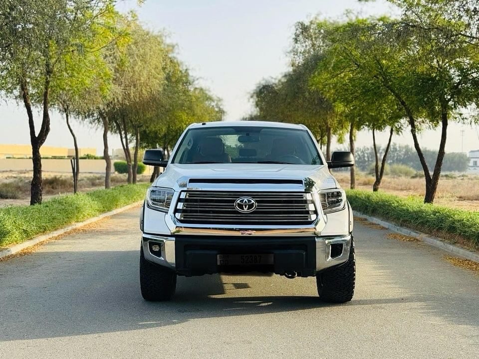 2016 Toyota Tundra High option — الصورة 3 من 16