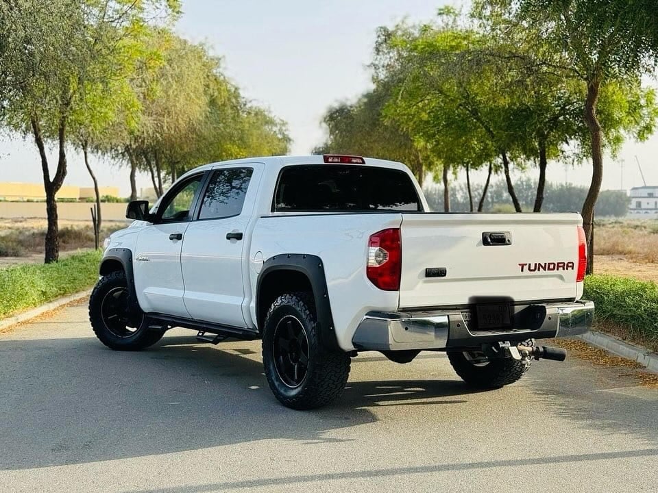 2016 Toyota Tundra High option — الصورة 5 من 16