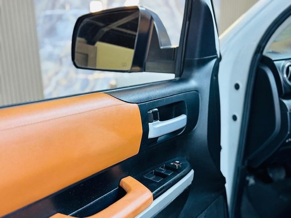 2016 Toyota Tundra High option — الصورة 12 من 16