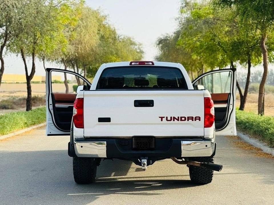 2016 Toyota Tundra High option — الصورة 9 من 16