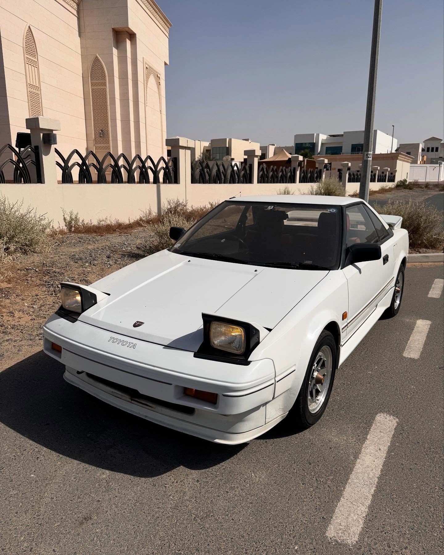 1986 Toyota MR2 — الصورة 2 من 11