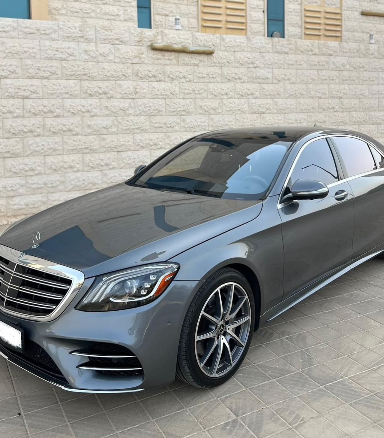 2019 Mercedes-Benz S560 — الصورة 2 من 14