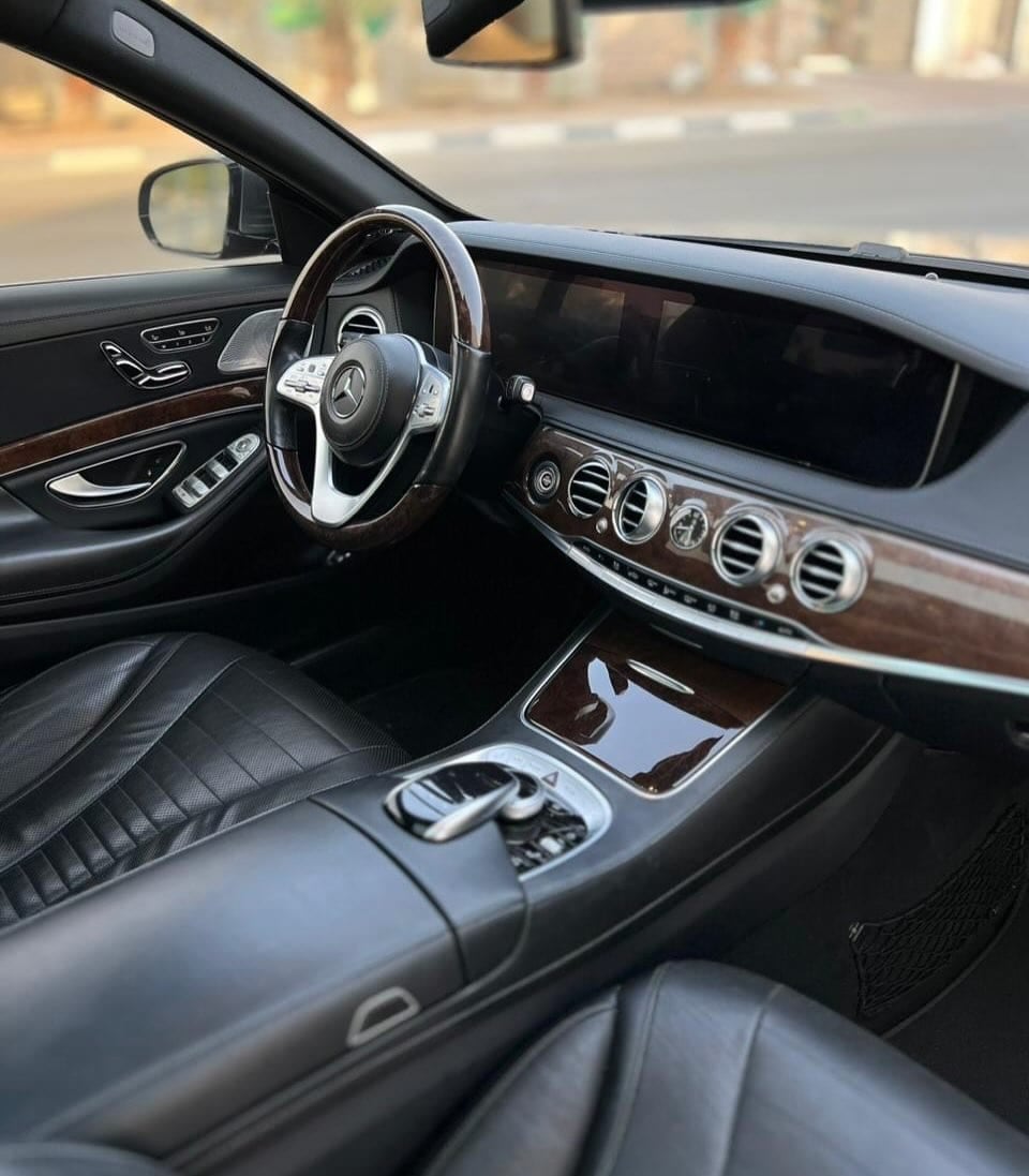 2019 Mercedes-Benz S560 — الصورة 8 من 14