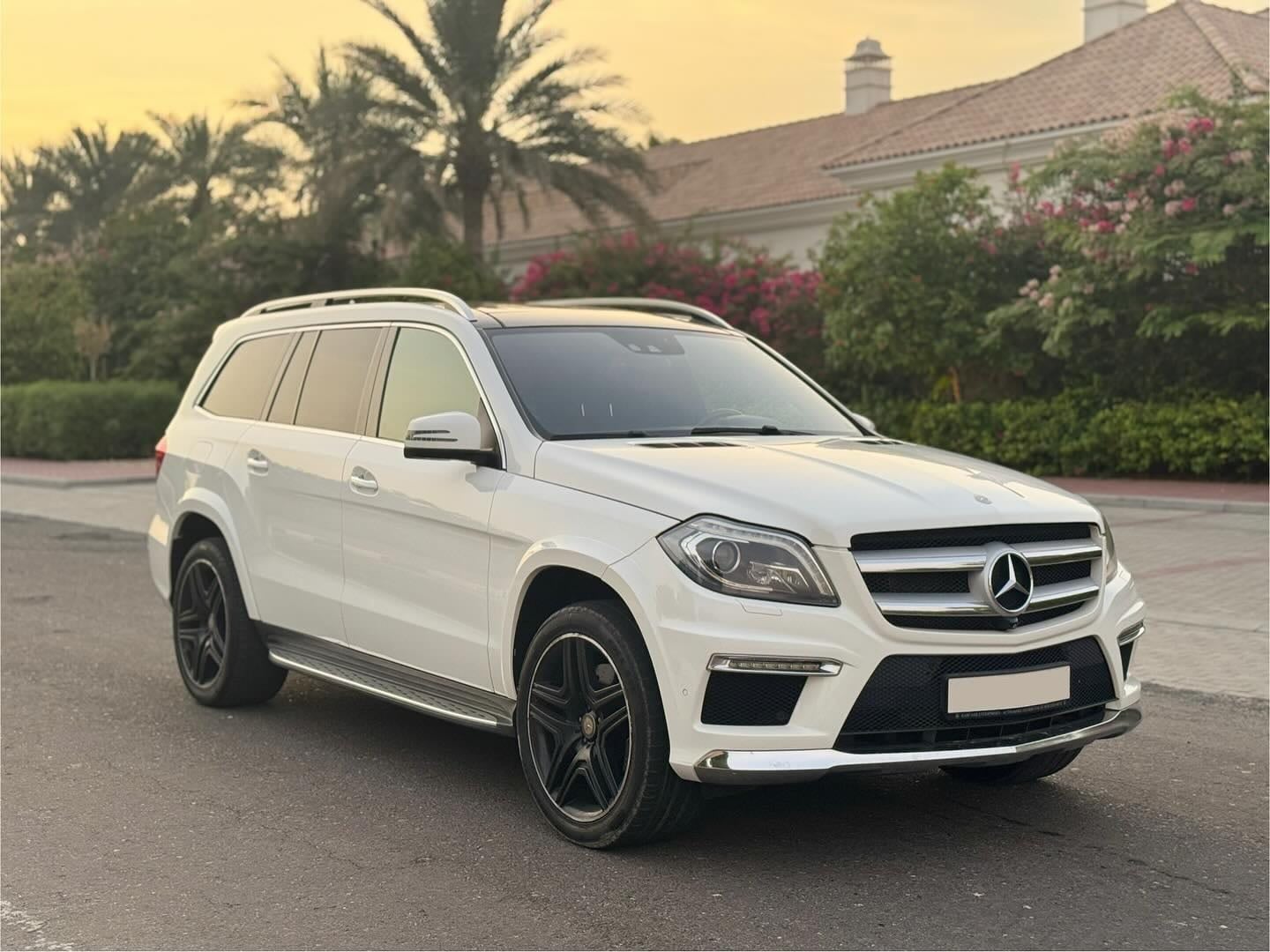 2015 Mercedes-Benz GL500 AMG — الصورة 2 من 13