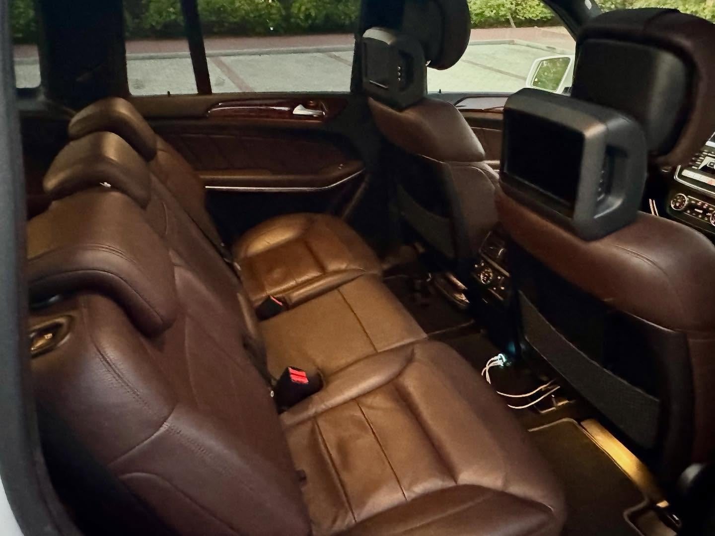 2015 Mercedes-Benz GL500 AMG — الصورة 11 من 13